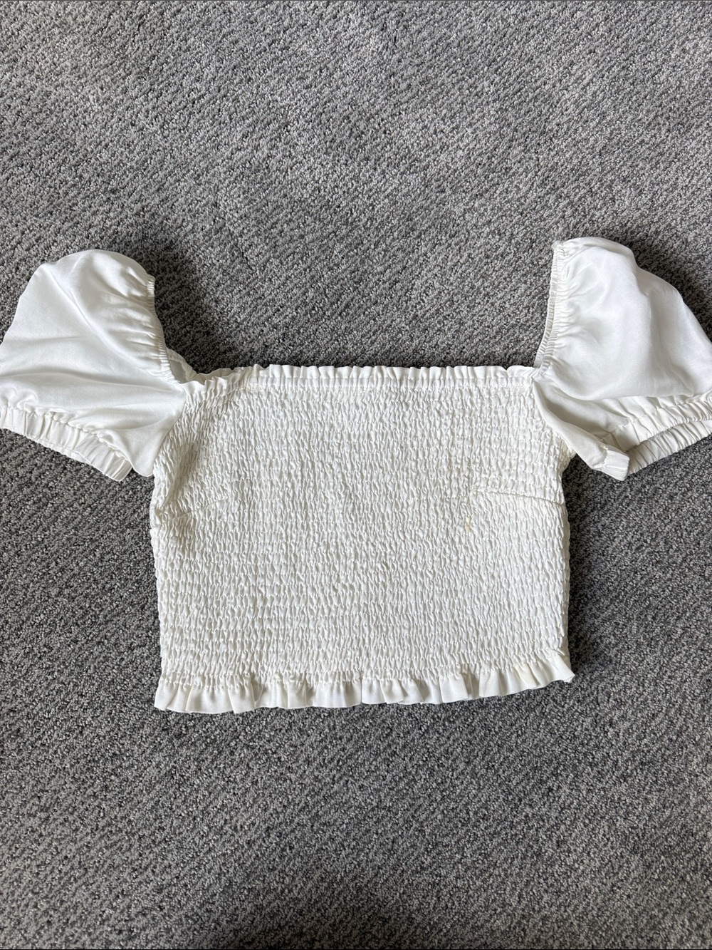 Astr White Smocked Puff Sleeve Crop Top